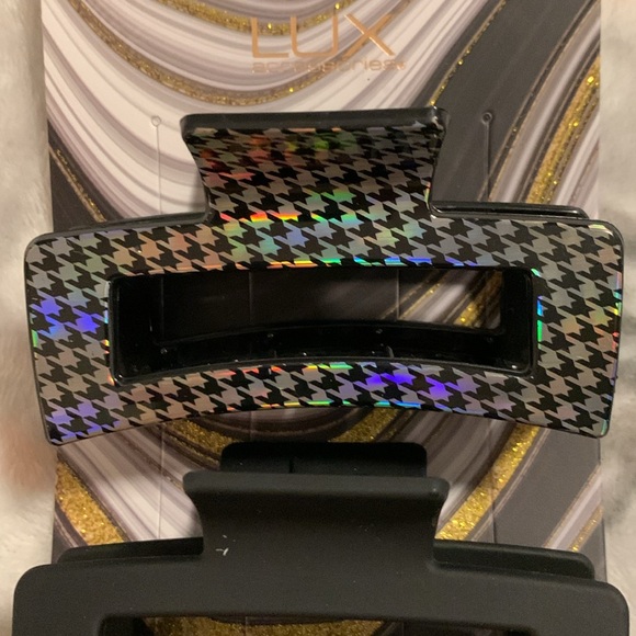 Hair Clips in Hounds Tooth Pattern & Black Matte Colors 2 pack NWT - Picture 2 of 6